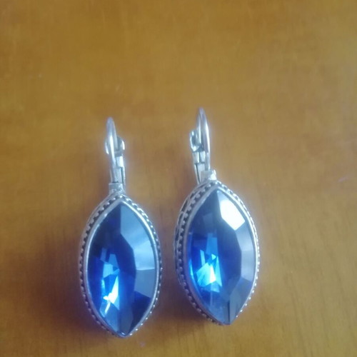 Vintage earrings like new, two pairs Gianniotika with synthetic crystals