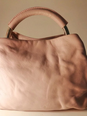 Rollini leather wrist bag new, pink color