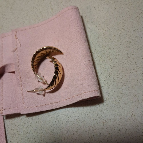 Vintage croissant-shaped hoop earrings used, gold tone stainless steel