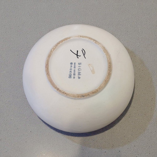 Handmade plate painted by hand like new, diameter 17.5 cm