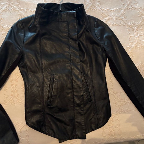 BCBG Maxazria leather jacket, genuine leather, size XXS