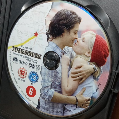Elizabethtown DVD like new with English subtitles