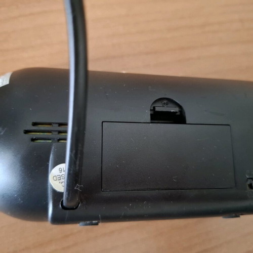 Digital alarm clock like new, tabletop