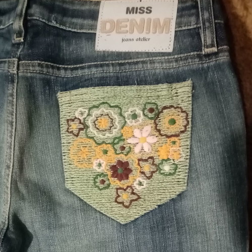 Miss Denim Jean new low-rise with zipper and embroidered pocket size 29