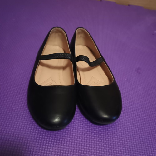 MariKelly ballerinas size 32 like new, black matte