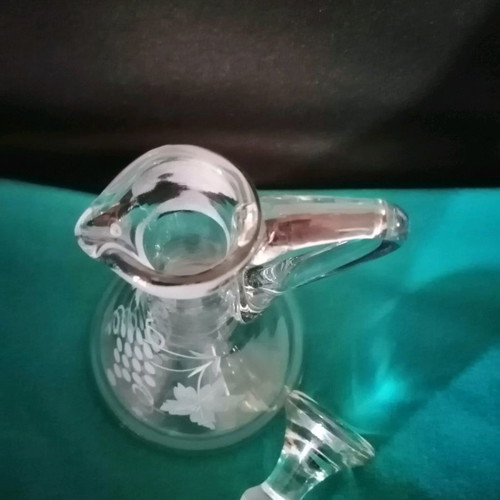 Crystal decanter