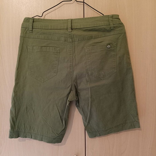 Bermuda shorts khaki like new, size M 38 10