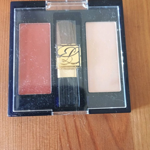 Estée Lauder makeup set new, compact size
