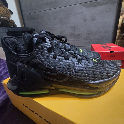 Nike LeBron Witness 6 sneakers Black Anthracite Volt size 42.5