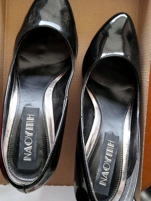 Nayoumi patent leather pump used, size 38, 10 cm heel