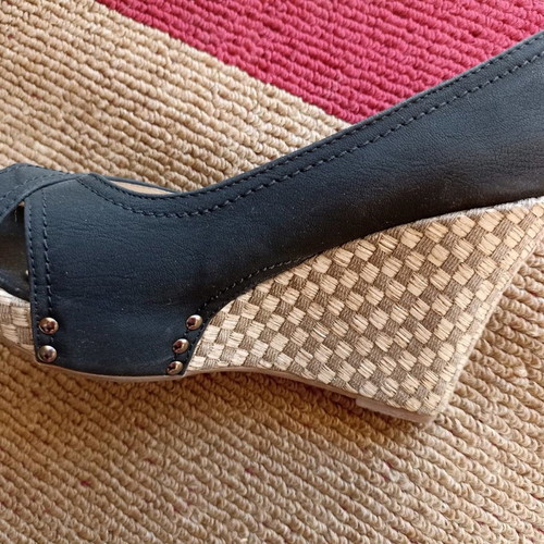 Shoes two pairs new, black platform sandals size 39