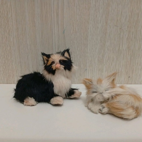 Vintage realistic cat figurines used, set with white, black, beige