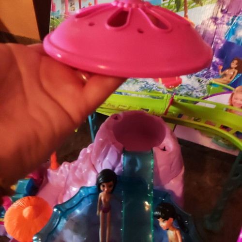 Polly Pocket Spin'n Surprise Waterpark playset used with 3 dolls and accessories