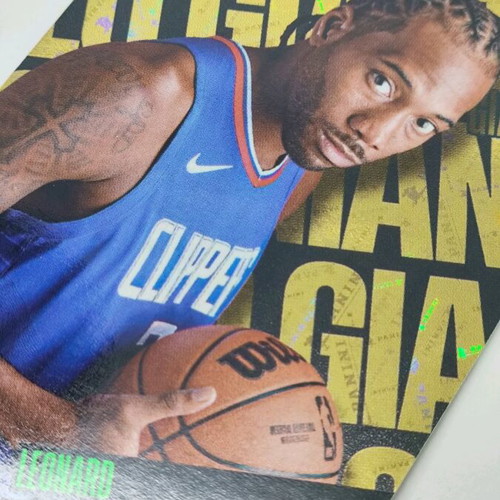 NBA collectible card Leonard Holo Giants like new
