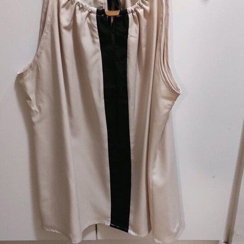 Sleeveless blouse like new, size XL, black and beige, summer