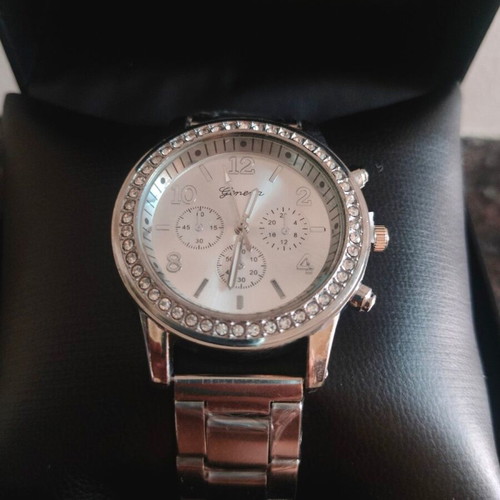 Geneva women's silver watch with metal bracelet