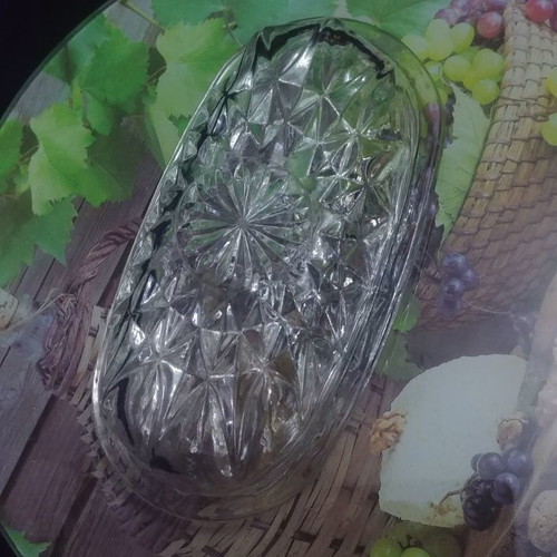 Butter dish oval shape new, glass with pattern