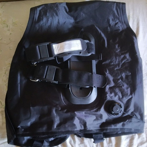 Aquaholic Buoyancy Control Jacket used, size Large, needs valve service