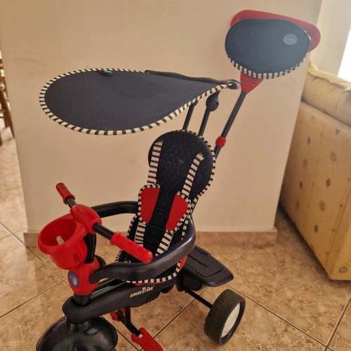 SmarTrike 4in1 children's tricycle used with sunshade and parent handle