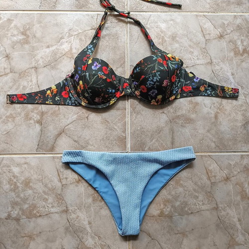 WE swimsuit new, multicolor, size M