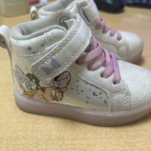 Baby boots like new with glitter iridescent lights white
