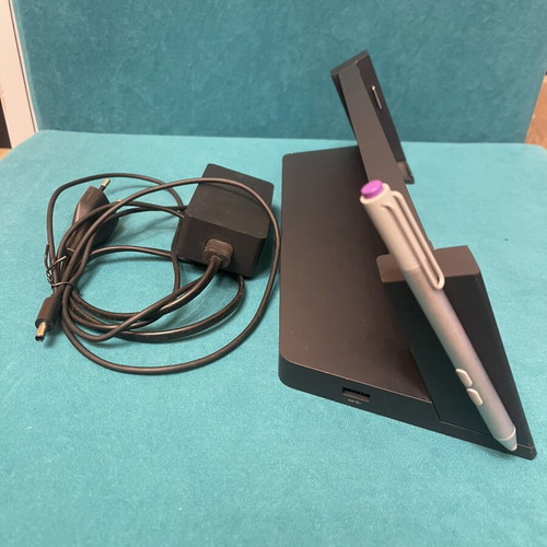 Microsoft Surface Pro 3 Docking Station with Surface Pen Pro