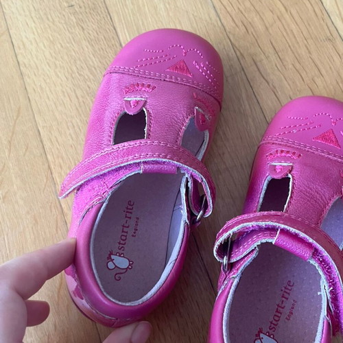 Start-Rite Pink Leather Mary Janes Shoes like new