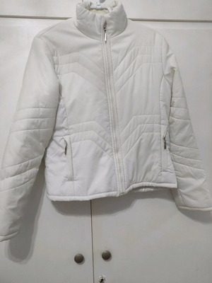 White quilted transitional jacket in excellent condition, large size