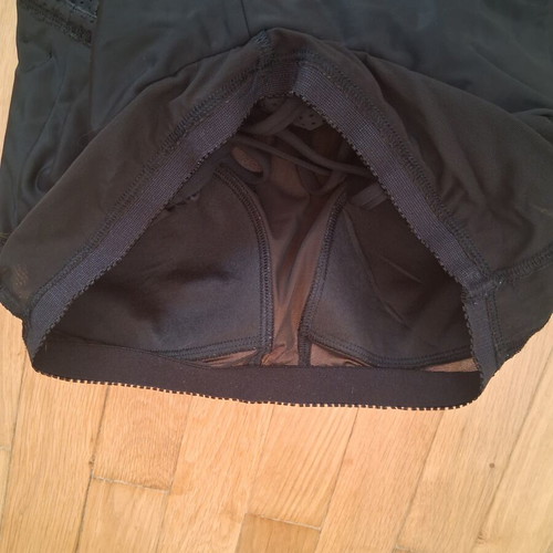 Sports bra, medium size, black