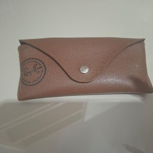 Ray Ban Aviator sunglasses like new, gold color