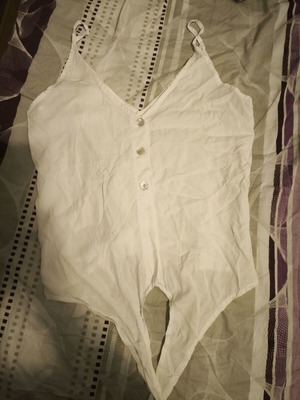 Short tied shirt new, white, one size