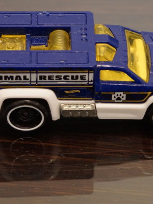 Αυτοκινητάκι Hot Wheels Rescue Duty μεταχειρισμένο 2012