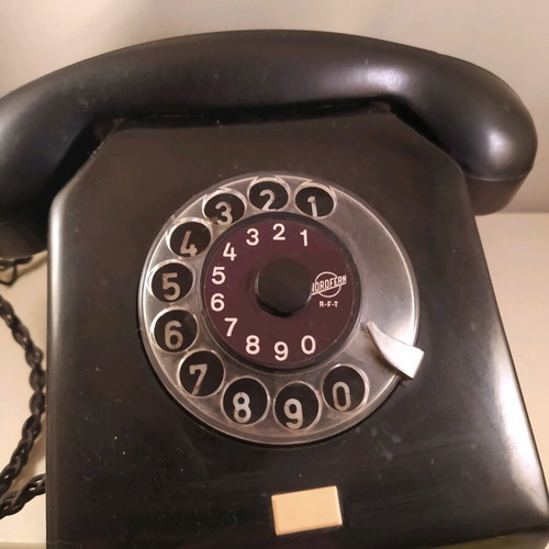 Bakelite telephone used, Nordfern, Germany vintage
