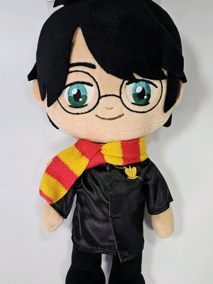 Play by Play Harry Potter λούτρινο με κασκόλ, 29 εκ.