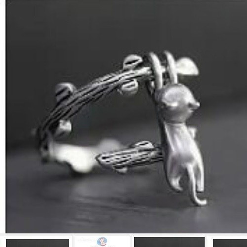 Hanging Cat Ring new, silver plated