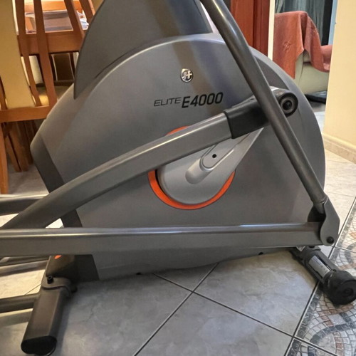 Horizon Elite E4000 elliptical machine used, for parts or repair