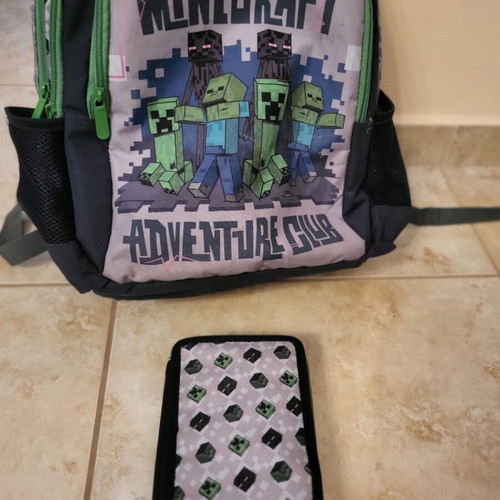 Minecraft school backpack and pencil case like new