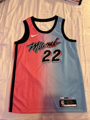 Nike Miami Heat Jimmy Butler Jersey like new, official