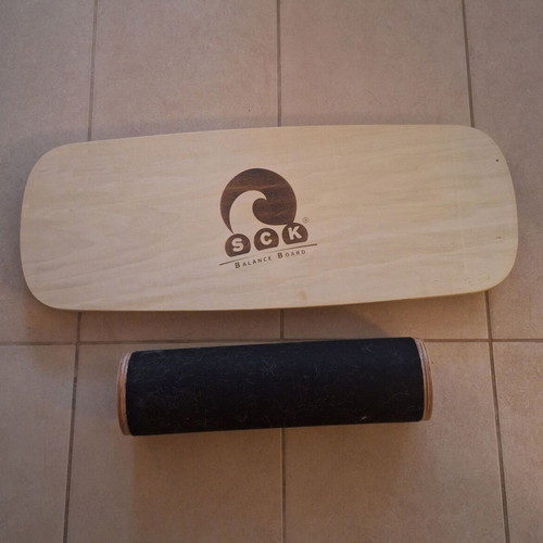 SCK balance board wooden like new