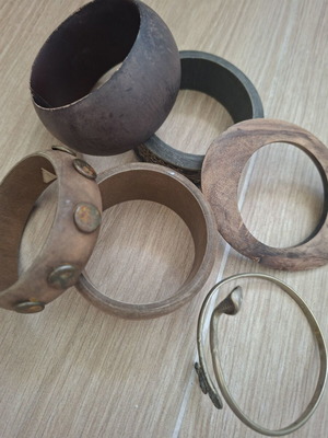 Wooden bracelets, brown