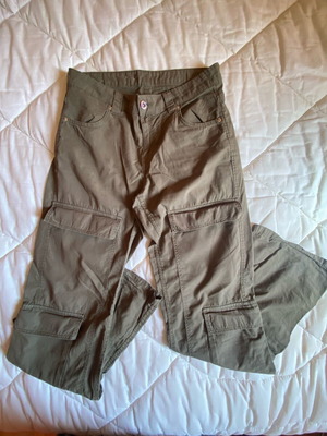 Bershka cargo παντελόνι ψηλομέσο L πράσινο σαν καινούργιο