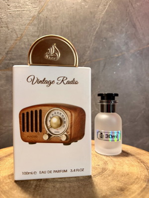 Lattafa Vintage Radio Eau de Parfum 30 ml new, decanted authentic scent