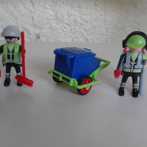 Playmobil 6113 Road Cleaners Set like new, complete with accessories