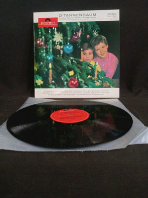 O Tannenbaum vinyl used with German Christmas carols