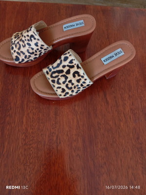Steve Madden leopard mules like new, size 38, beige