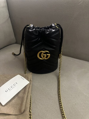 Gucci Bucket Bag Marmont μαύρη σαν καινούργιο, χιαστί
