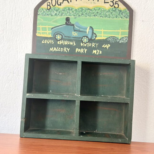 Wooden shelf with 4 compartments, Bugatti Type 35 vintage racing design