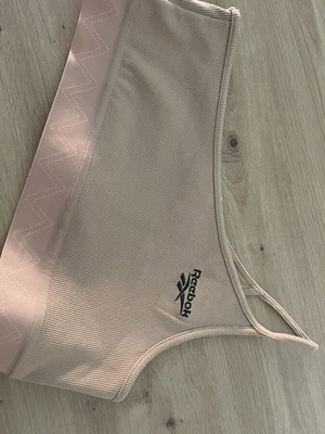 Reebok & Gigi Hadid sports bra, pink