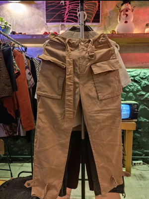 Bershka beige cargo pants size 34 like new