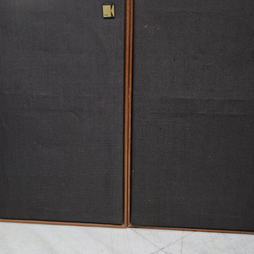 Kef Chorale SP 1016 speakers used, excellent sound
